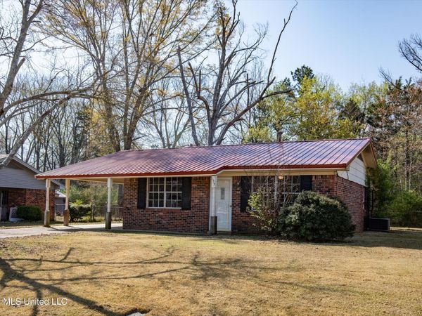 133 Montana Drive, Verona, MS 38801