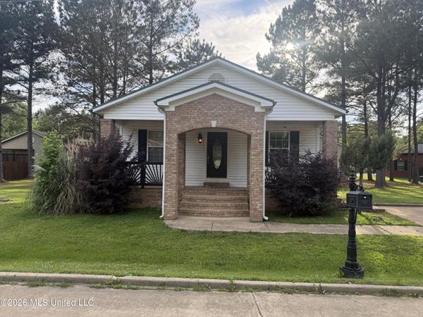 50 Asbury Drive, Starkville, MS 39759