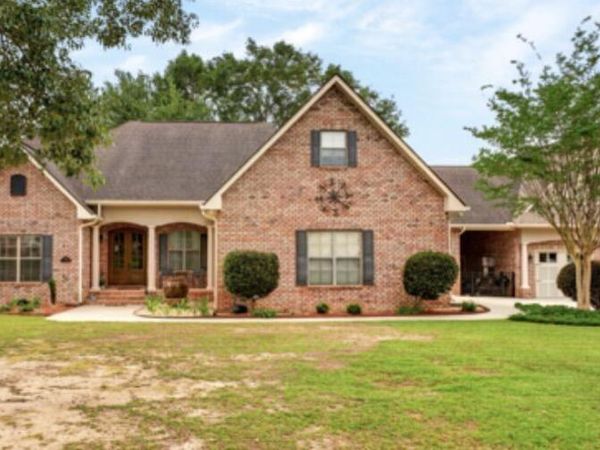 9003 Twin Oak Court, Picayune, MS 39466