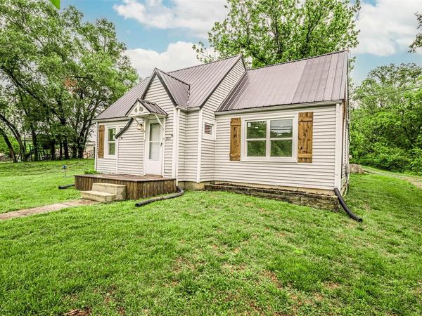 3920 Brownsville Road , Brownsville, KY 42210