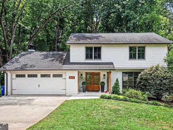 1711 W Nancy Creek Drive NE, Atlanta, GA 30319
