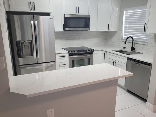 4135 NE 21st Terrace, Lighthouse Point, FL 33064