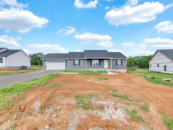 586 Harleys Ridge Rd , Sparta, TN 38583