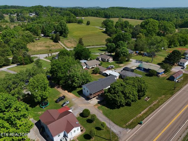 8000 W Highway 11 , Lenoir City, TN 37771
