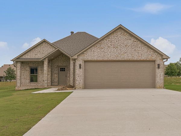 146 Raymond Drive, Paragould, AR 72450
