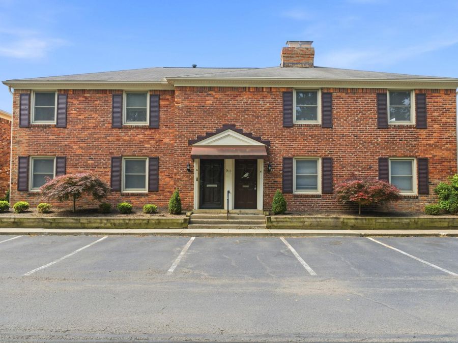 911 Manor Lane , Unit B, Columbus, OH 43221 Photo 1