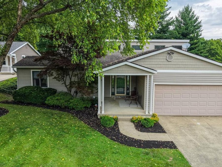 2940 Timberview Drive, Green Township, OH 45211 Photo 2
