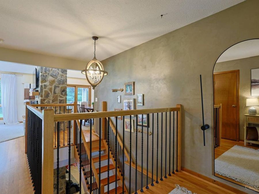 2940 Timberview Drive, Green Township, OH 45211 Photo 7