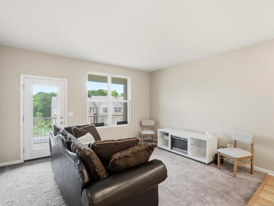 924 Valleywatch Drive, Springfield Township, OH 45231 Photo 14