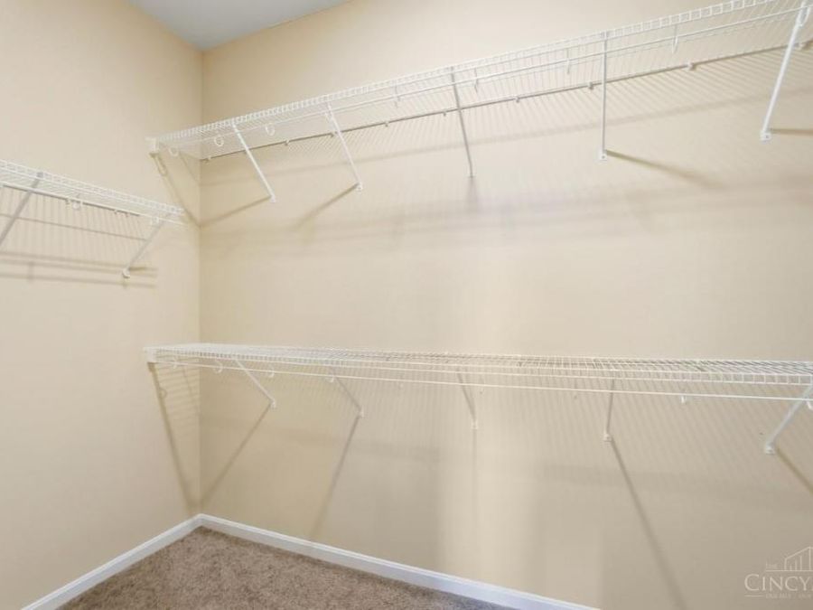 924 Valleywatch Drive, Springfield Township, OH 45231 Photo 24
