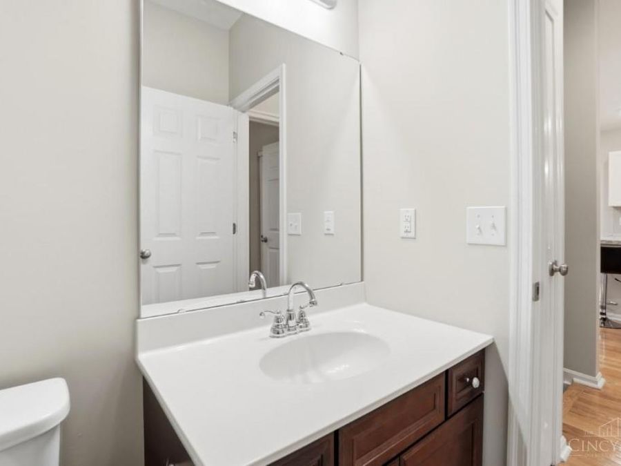 924 Valleywatch Drive, Springfield Township, OH 45231 Photo 29