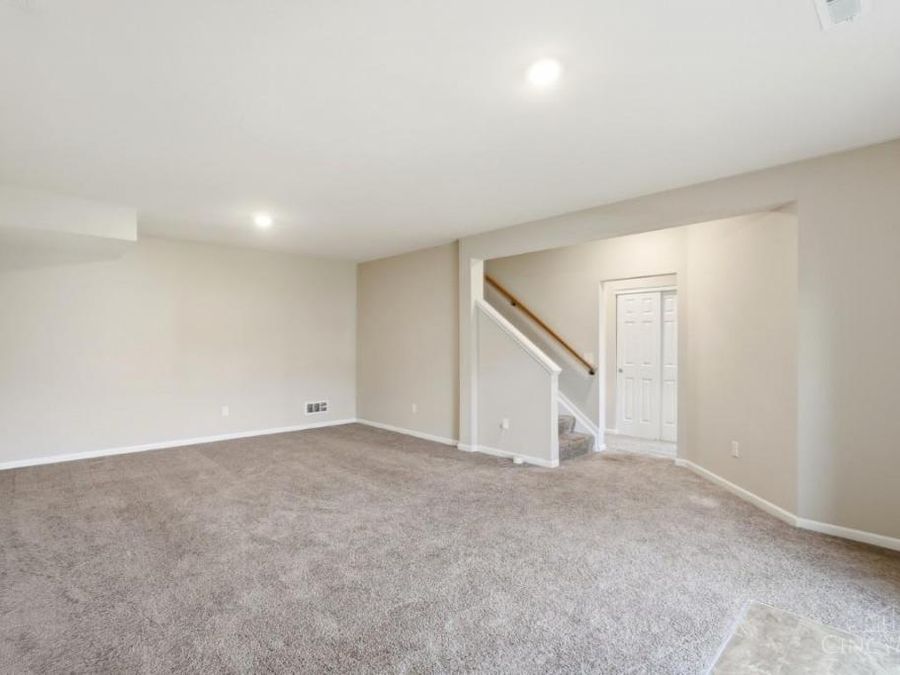 924 Valleywatch Drive, Springfield Township, OH 45231 Photo 31