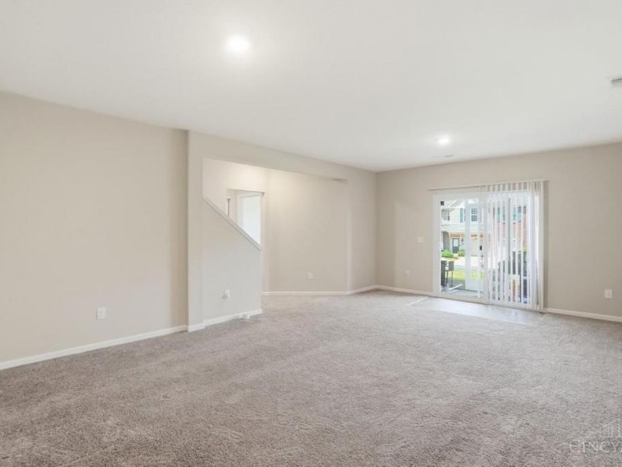 924 Valleywatch Drive, Springfield Township, OH 45231 Photo 33
