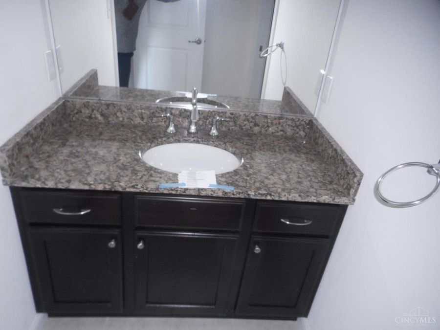 8452 Kenwood Rd, Sycamore Township, OH 45236 Photo 23