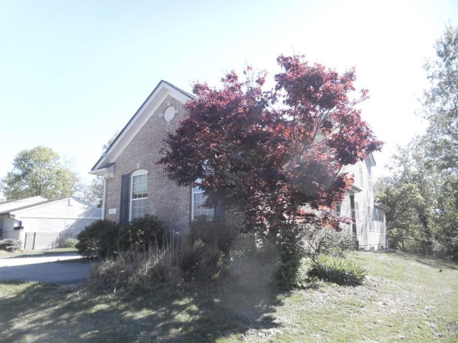 8452 Kenwood Rd, Sycamore Township, OH 45236 Photo 3