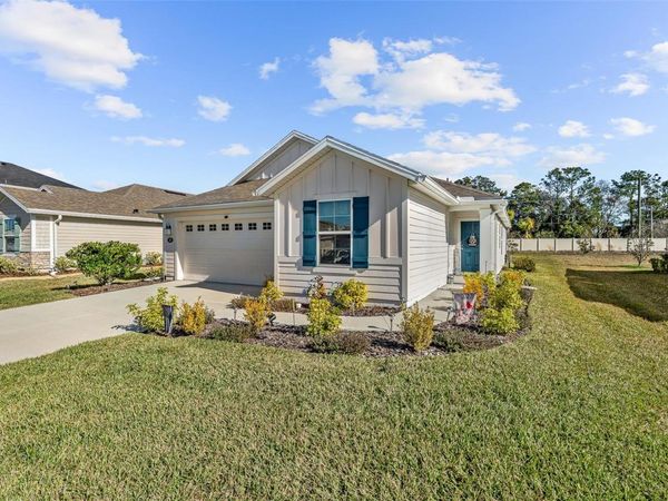 48 WAVERLY LANE , PALM COAST, FL 32164