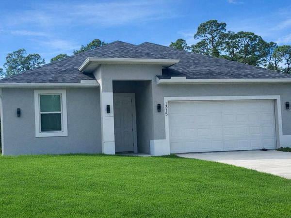 1315 E BENBOW CIRCLE , LABELLE, FL 33935