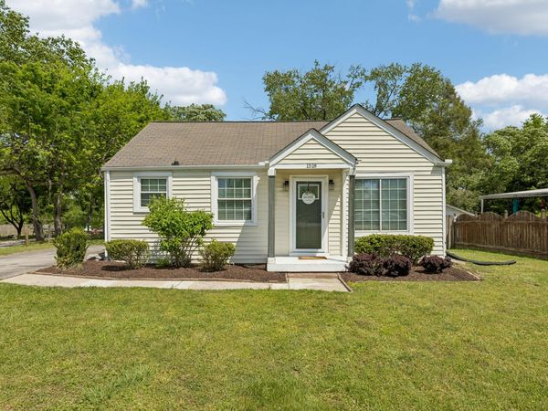 1518 Spence Ct , Nashville, TN 37210