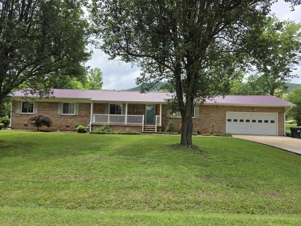 191 1st Avenue , Dunlap, TN 37327