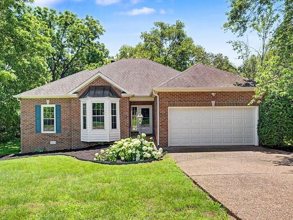5113 Millbrook Dr , Nashville, TN 37221