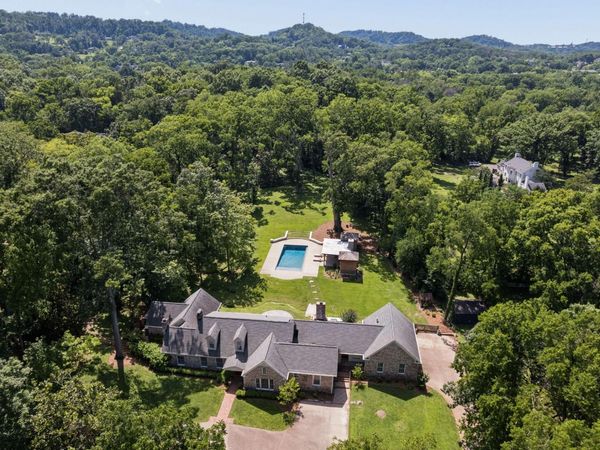 4911 Sewanee Rd , Nashville, TN 37220