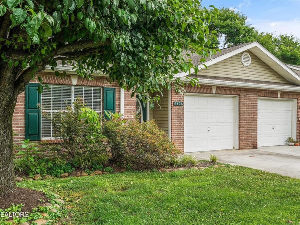 6526 Bakersfield Way , Knoxville, TN 37918