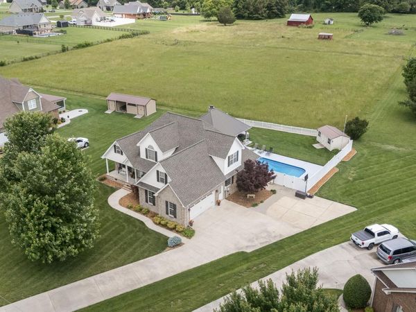 144 Richland Ct , Manchester, TN 37355