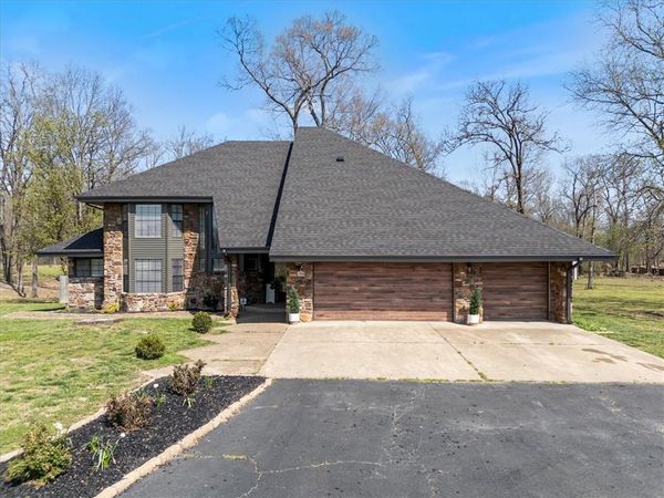 469267 W Hwy 100 , Stilwell, OK 74960
