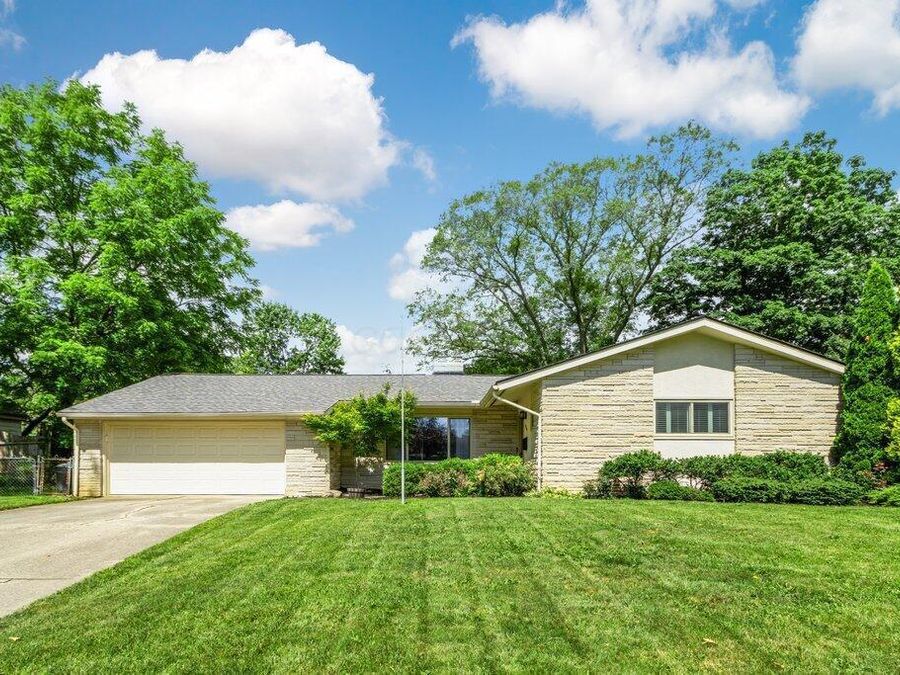 4145 Kendale Road , Columbus, OH 43220 Photo 1