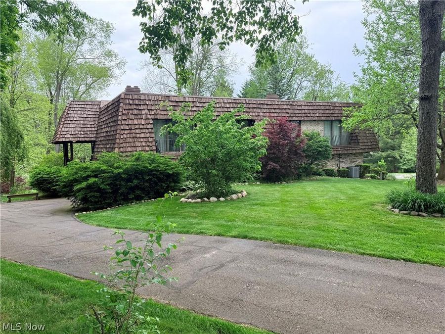 171 Granger Road , Unit 115, Medina, OH 44256 Photo 1