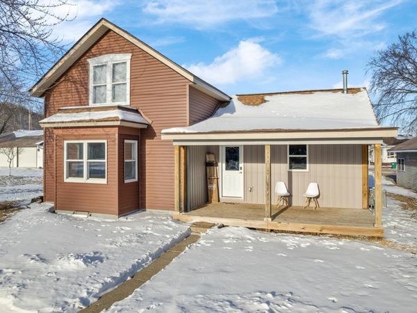 516 Campbell Avenue , Wabasha, MN 55981
