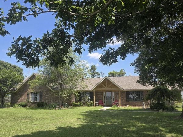 24417 Highway 69 , Trumann, AR 72472