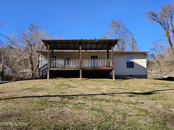348 Washington Drive, Harriman, TN 37748