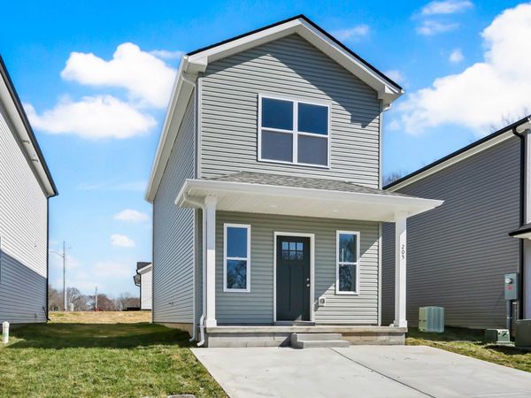 205 Robert St , Clarksville, TN 37040