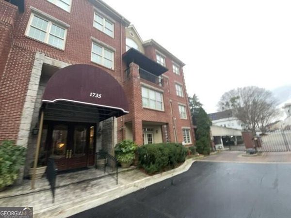 1735 Peachtree Street NE, Unit 122, Atlanta, GA 30309