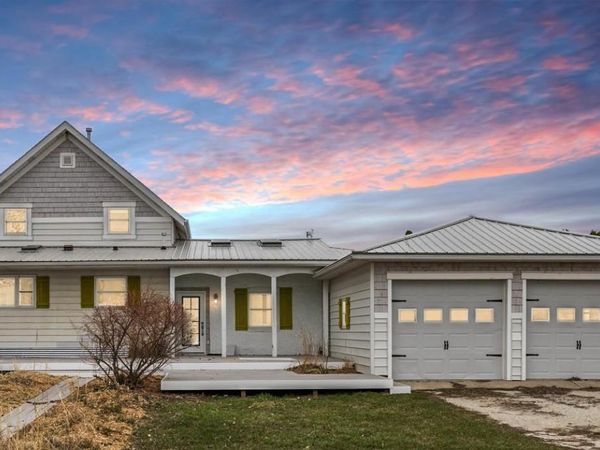15151 304th Street , Spring Valley, MN 55975