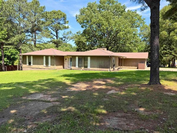 2700 Spring Valley , Jonesboro, AR 72404