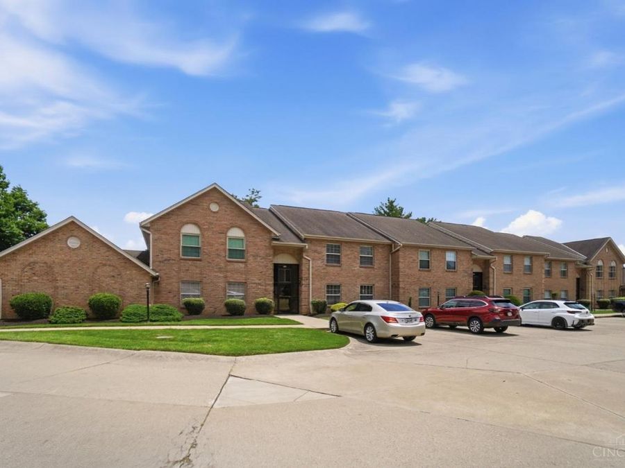 215 Morgans Way, Unit 26, Harrison, OH 45030 Photo 3