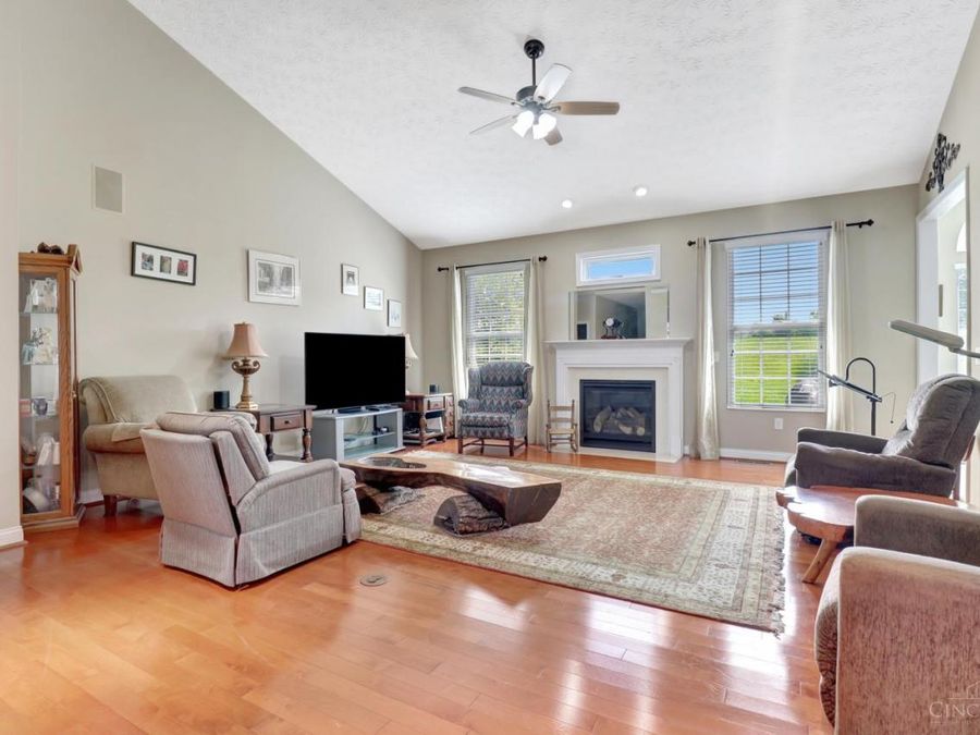 630 E Brooke Drive, Monroe, OH 45050 Photo 12