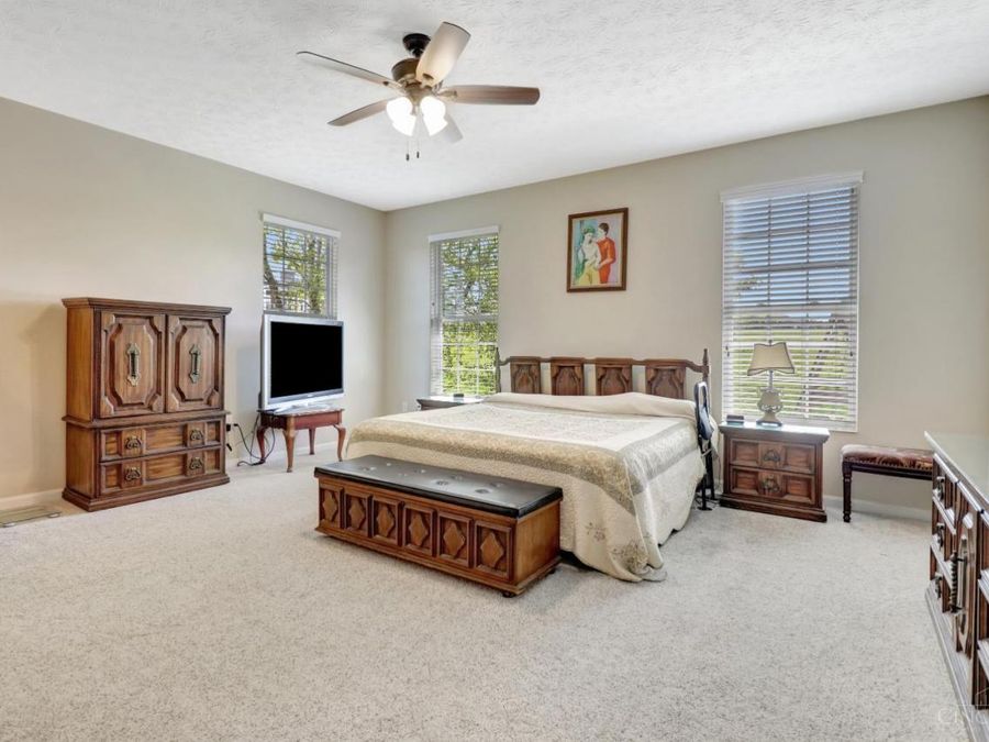 630 E Brooke Drive, Monroe, OH 45050 Photo 3