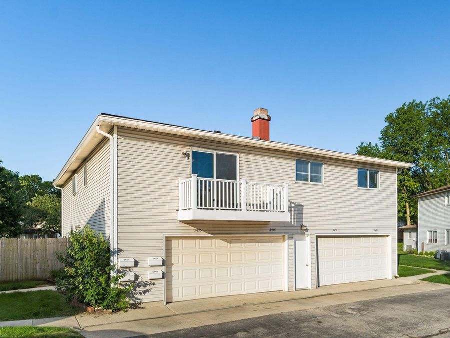 2455 Natchez Drive , Unit D, Columbus, OH 43209 Photo 1