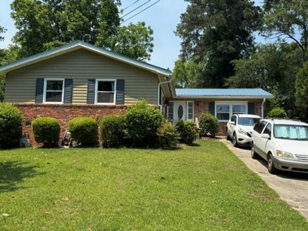 114 Hickory Drive SW, Milledgeville, GA 31061