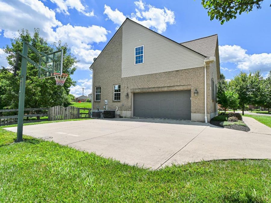 8195 Jordan Ridge Drive, Miami Township, OH 45002 Photo 35