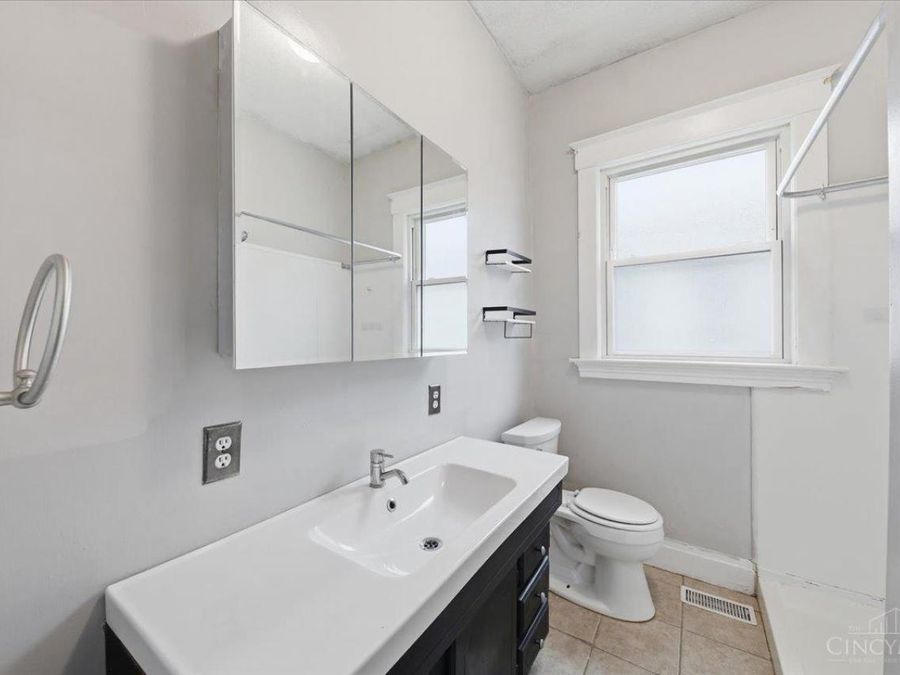 231 Walnut Street, Reading, OH 45215 Photo 21