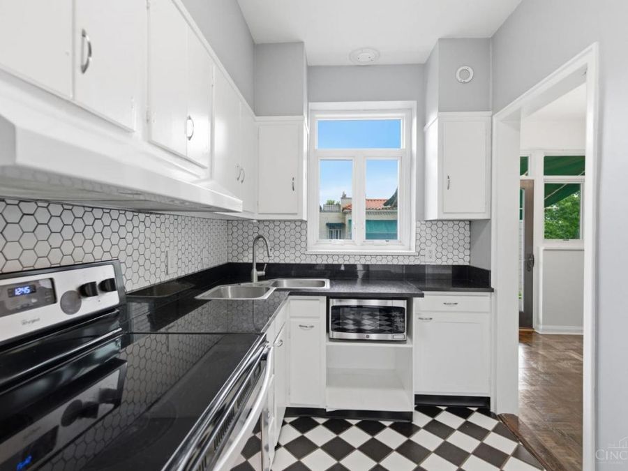 2372 Madison Road, Unit W3D, Cincinnati, OH 45208 Photo 15