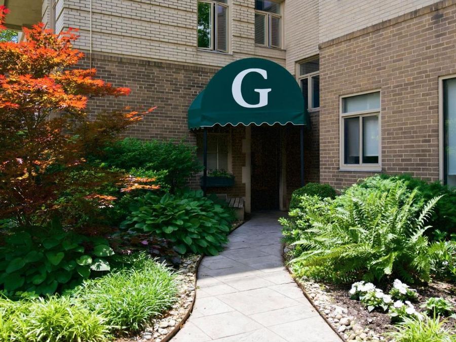 2372 Madison Road, Unit W3D, Cincinnati, OH 45208 Photo 2