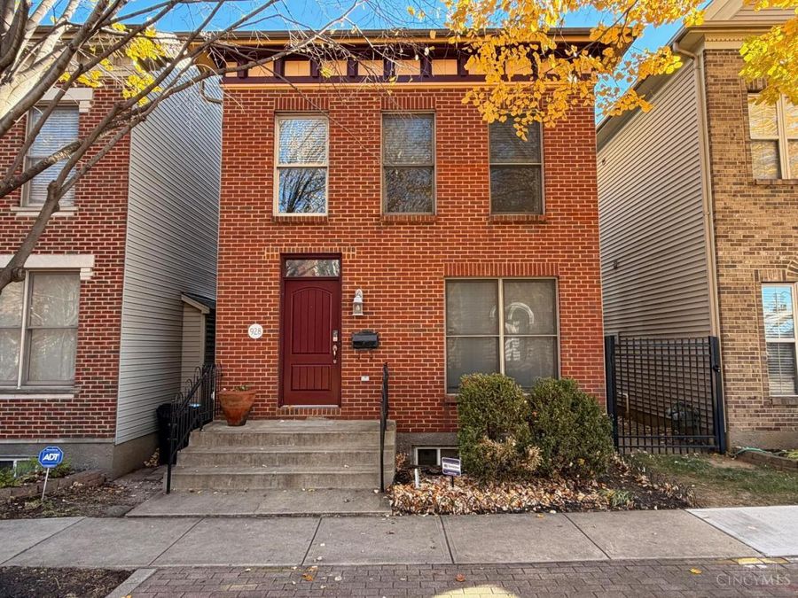 928 Mound Street, Cincinnati, OH 45203 Photo 2