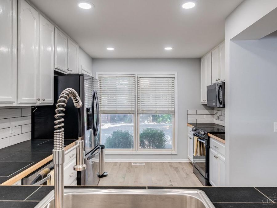 928 Mound Street, Cincinnati, OH 45203 Photo 8