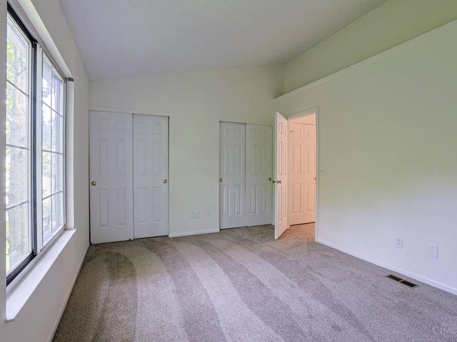 5557 Kiplington Drive, Cincinnati, OH 45239 Photo 18