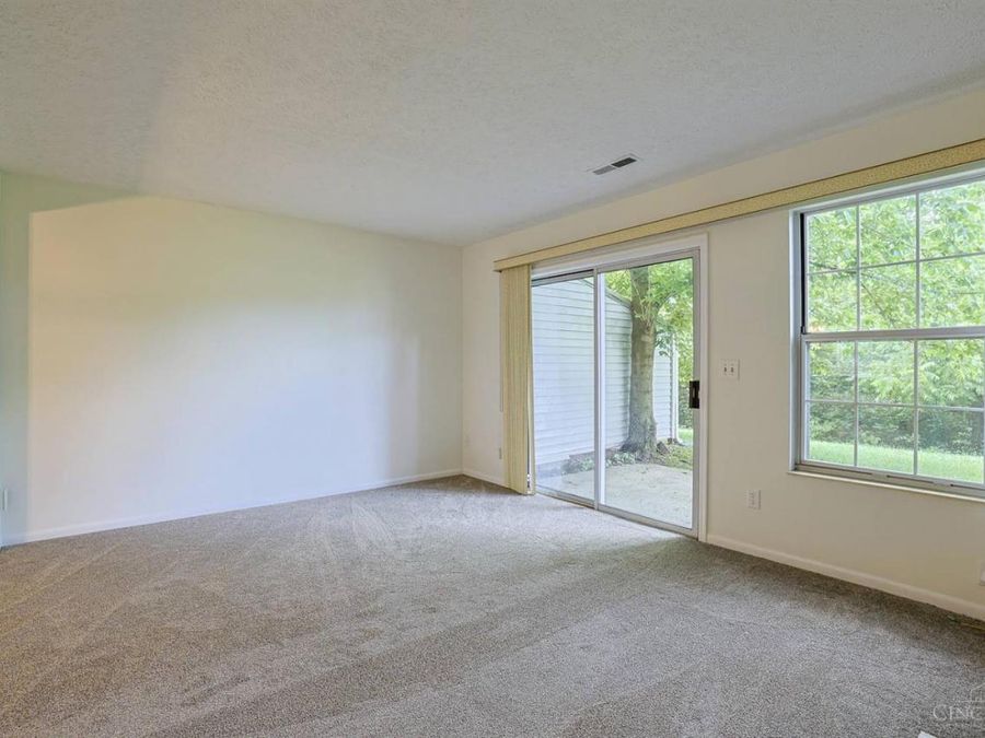 5557 Kiplington Drive, Cincinnati, OH 45239 Photo 9